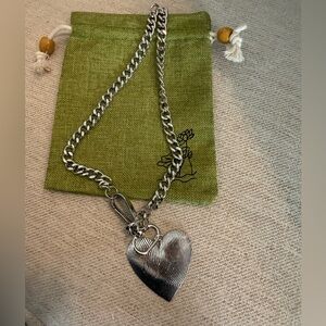 Silver thick heart 🖤necklace